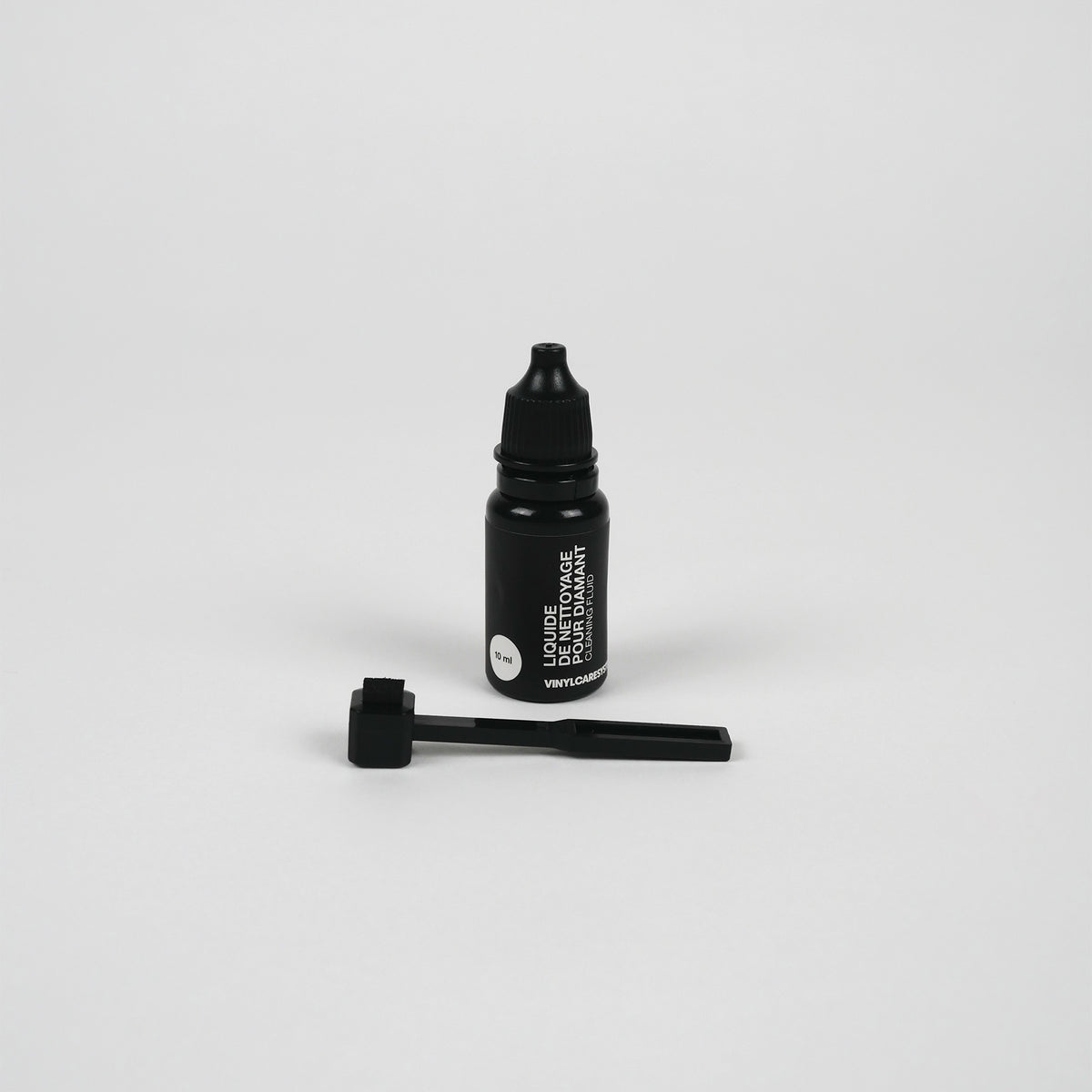 Brosse et liquide de nettoyage pour diamant