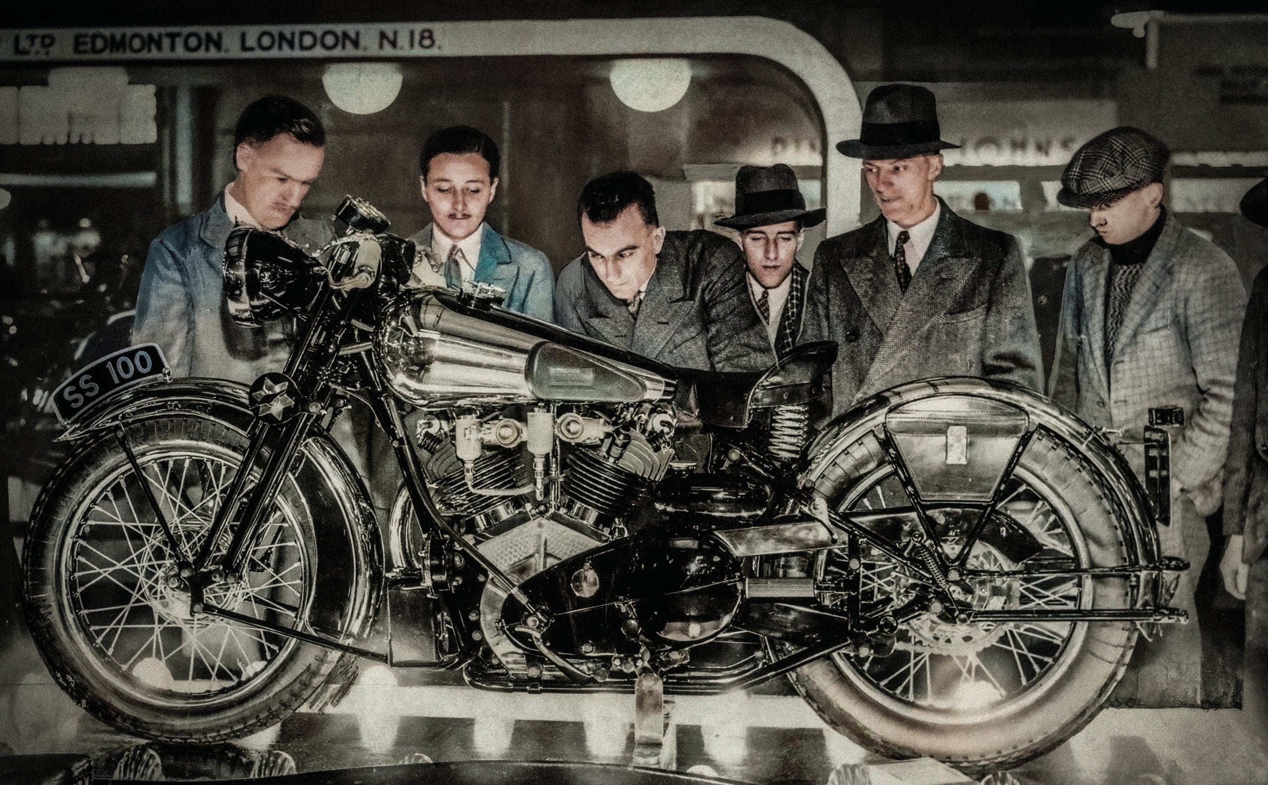 LA FABULEUSE HISTOIRE DE BROUGH SUPERIOR