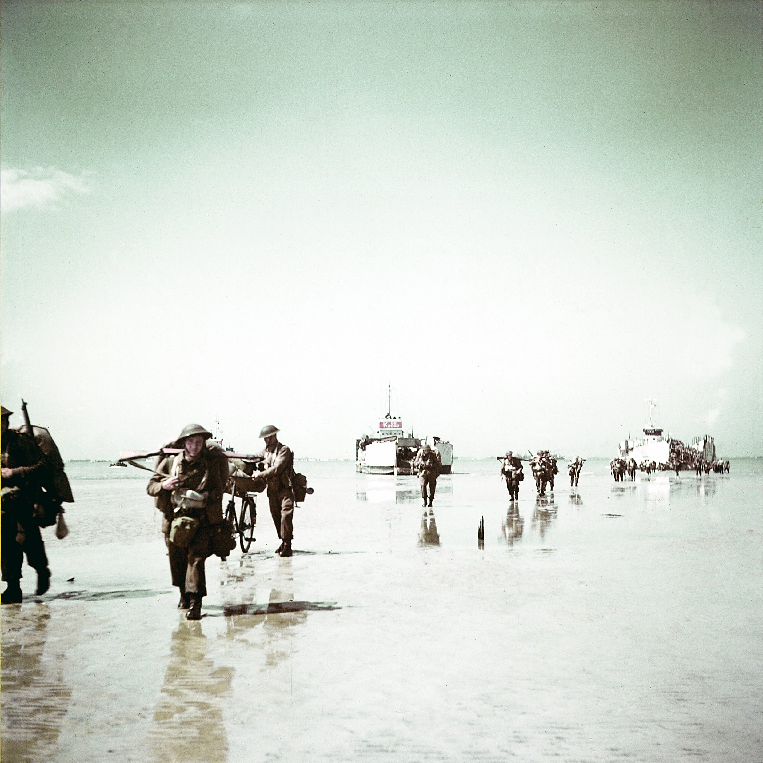 D-DAY, Hour by hour account of the landing