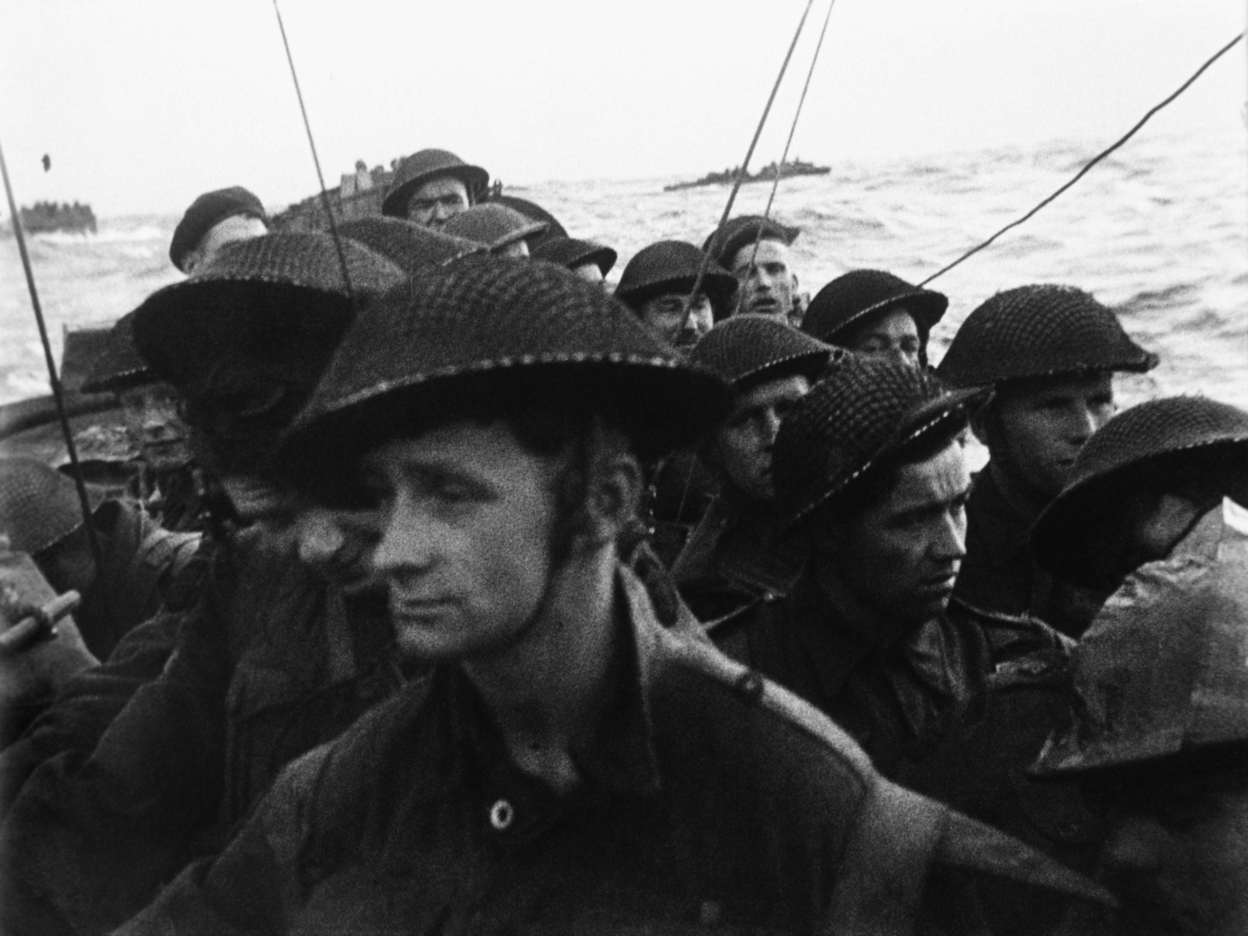 D-DAY, Hour by hour account of the landing